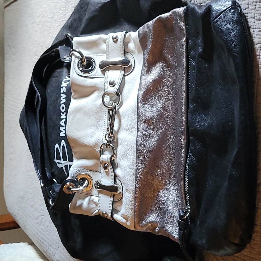 Tri Colored B. Makowsky shoulder bag..all leather!
